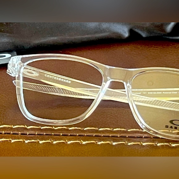 Clear eyeglasses - Picture 1 of 5